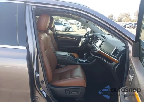 2017 Toyota Highlander Limited from USA, damaged, VIN 5TDYZRFH2HS226432